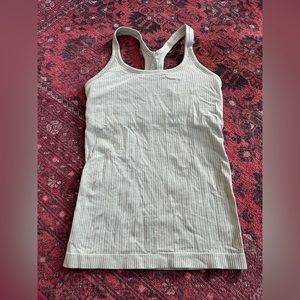 Lululemon tank